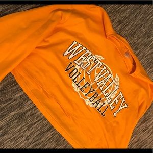 Cropped long sleeve shirt